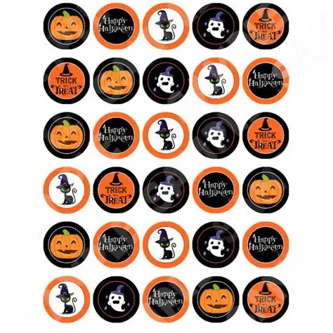 -Edible cookie/cupcake toppers for halloween